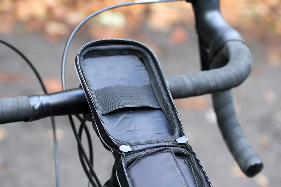 Voyager store bike bag